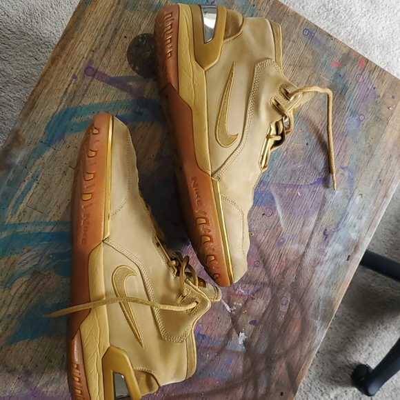 Original 2003 Nike air zoom generation (Lebrons) - Picture 3 of 4